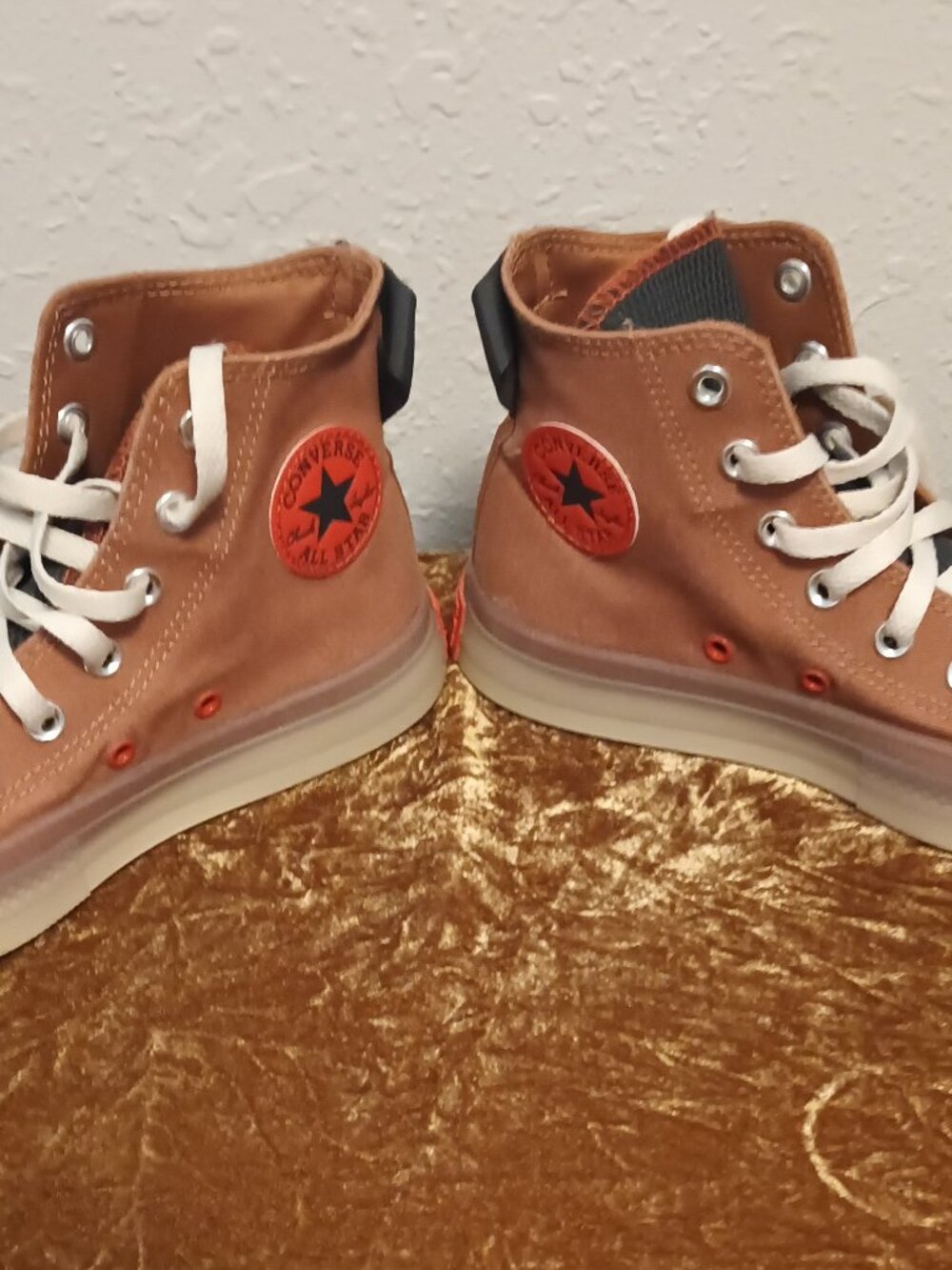 Converse Unisex Dramatic Nights Chuck Taylor All Star CX Hi Size 7 1/2 Womens - Picture 4 of 5